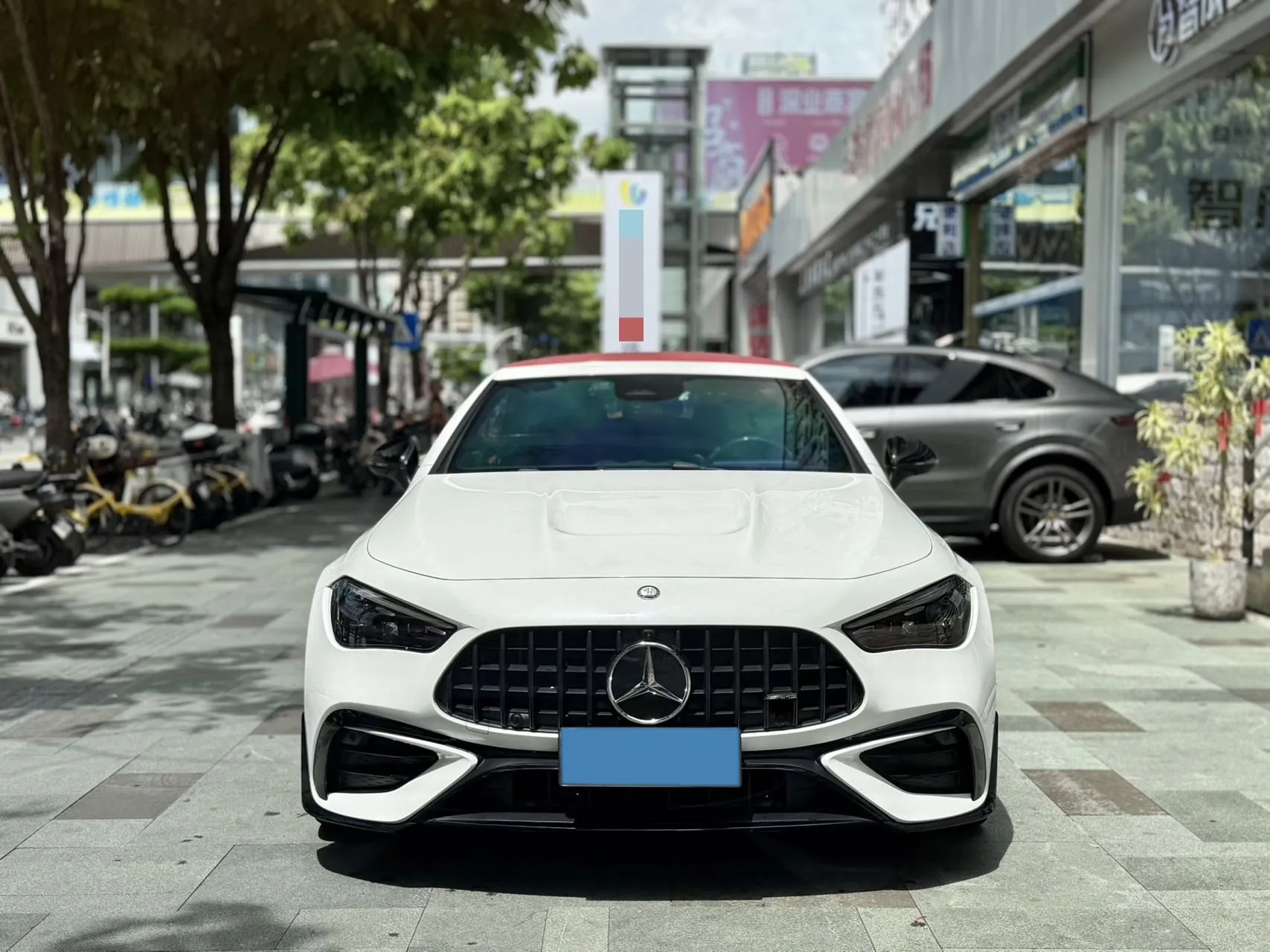 2025 Mercedes-Benz Cle AMG