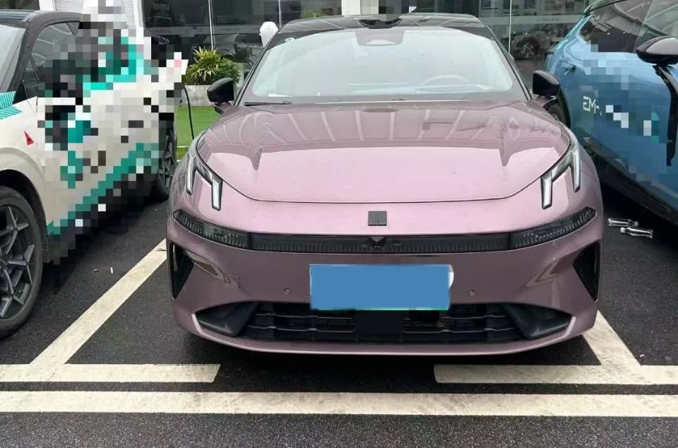 2026 Lynk & Co 07 Em-P